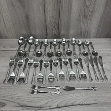 Lot Of 38 Pieces Rogers Co KINGS BERRY  Gardendale Stainless Flatware China