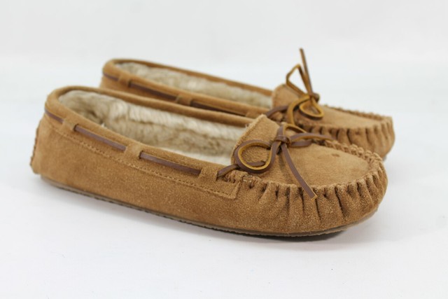 minnetonka slippers womens on sale