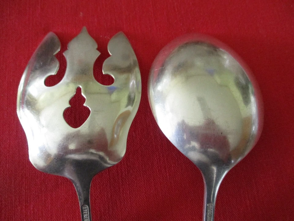 Stieff Solid Sterling Silver Serving Fork & Spoon, Repousse, 178 grams - Image 4 of 4