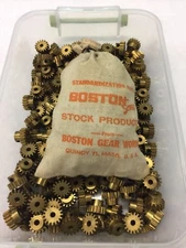 QTY 1 BOSTON GEAR BRASS Y-2416 SPUR PINION GEAR CLOCK TELESCOPE MODEL 3/16" BORE