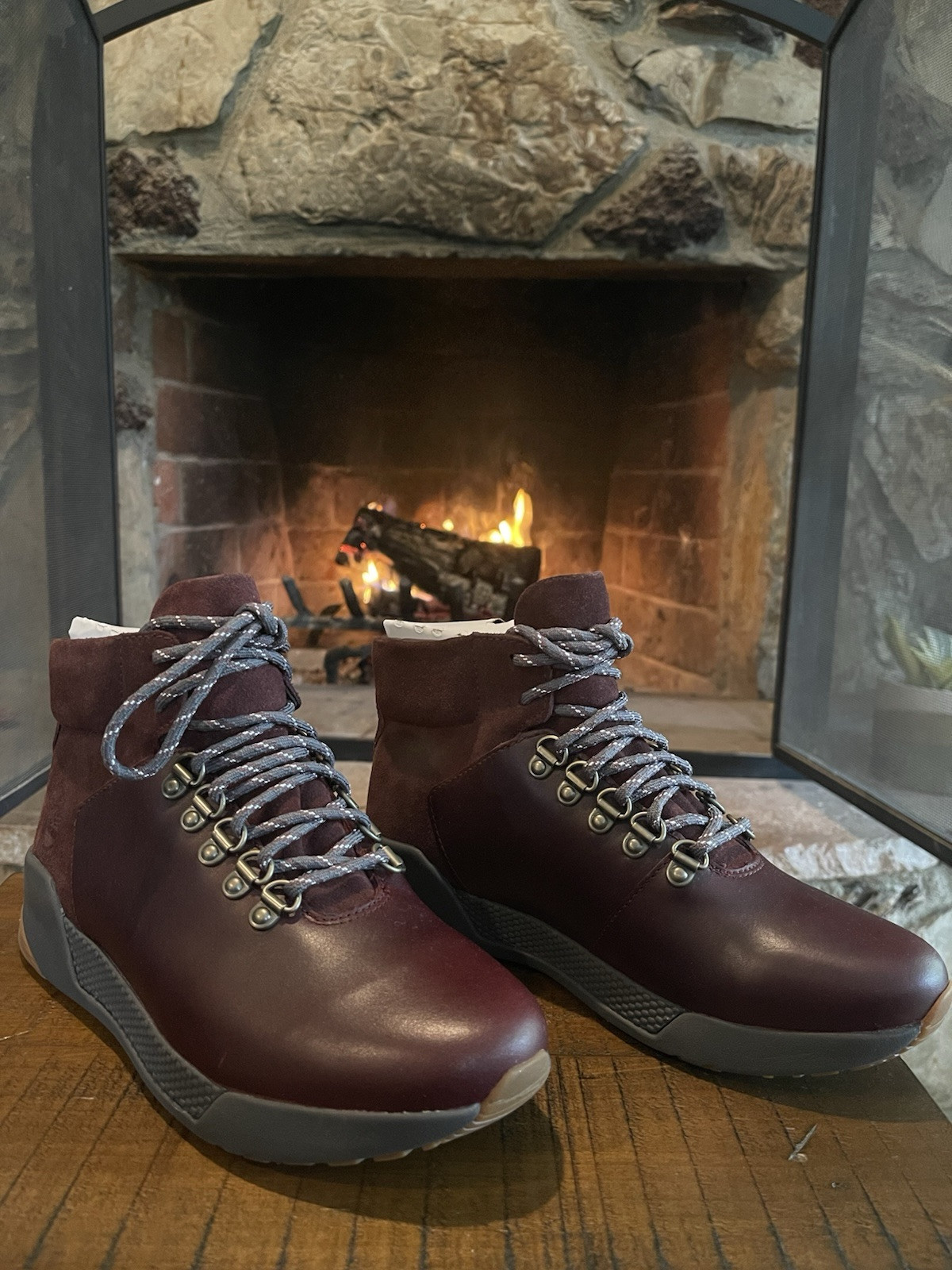 TIMBERLAND Kiri Up Sneaker Boot Burgundy Leather Women&rsquo;s S
