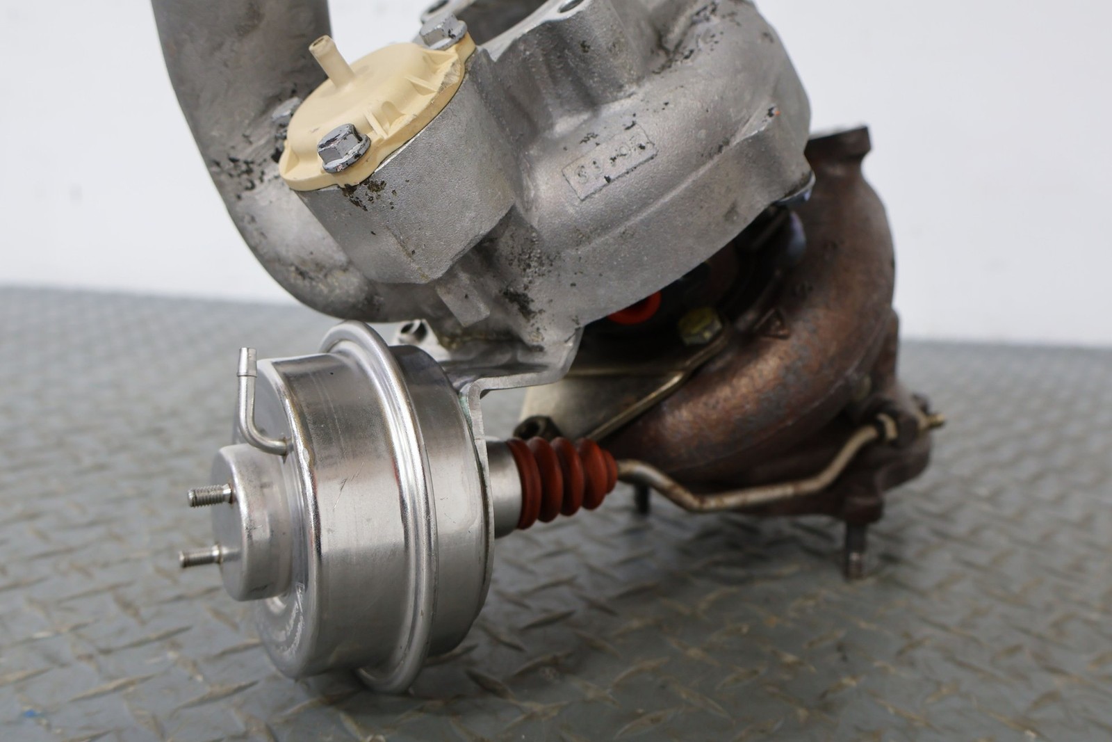 Bentley Flying Spur 2006-2012 Left Turbocharger