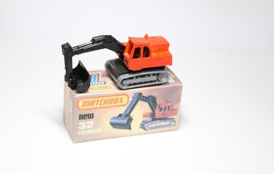 Matchbox Superfast No 32 Excavator in OVP - Near Mint