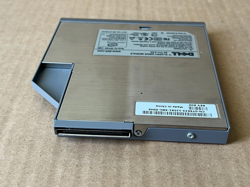 Dell Latitude MPF82E Internal Laptop 3.5" Floppy Drive Module (6Y185-A01) - Image 2 of 3