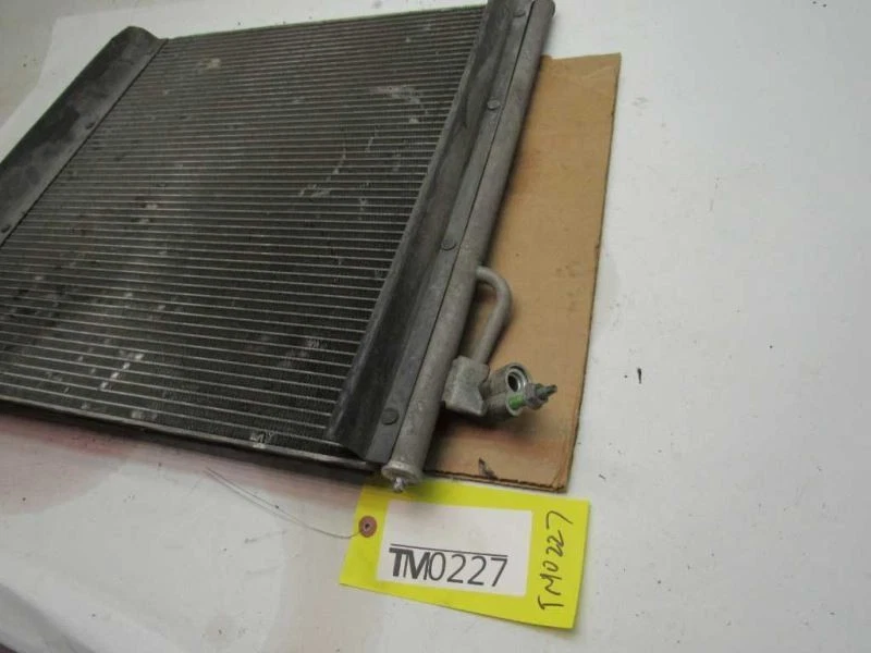 Ford Explorer Sport Trac 2001 2002 2003 2004 2005 condensador de aire acondicionado Foto 4 de 4