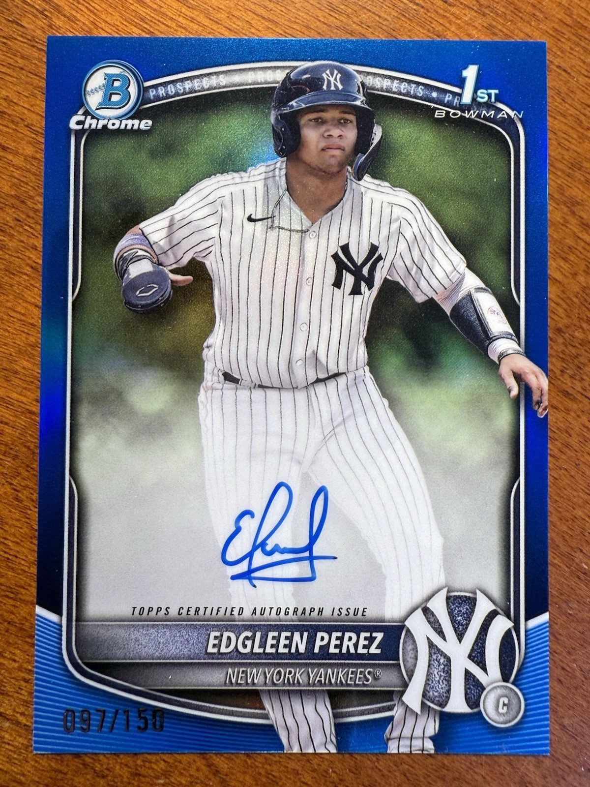 2025 Bowman Chrome Edgleen Perez 1st Blue Refractor Auto #d 97/150 Yankees