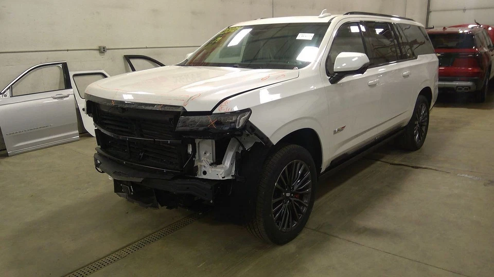 Radiator For 2024 Cadillac Escalade ESV 3029246 - Image 4 of 4