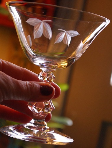 Vtg Set 7 BRYCE 'AUTUMN' Grey Cut Leaves 3 Water Goblets & 4 Champagne Glasses - Picture 9 of 23