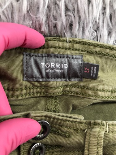Pantalones al tobillo ajustados Torrid talla 12 para mujer tiro medio verde - Imagen 9 de 11