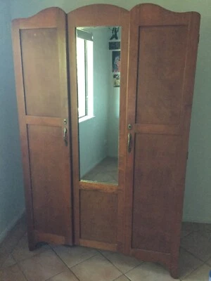 Silky Oak Wardrobe Other Antiques Art Collectables Gumtree