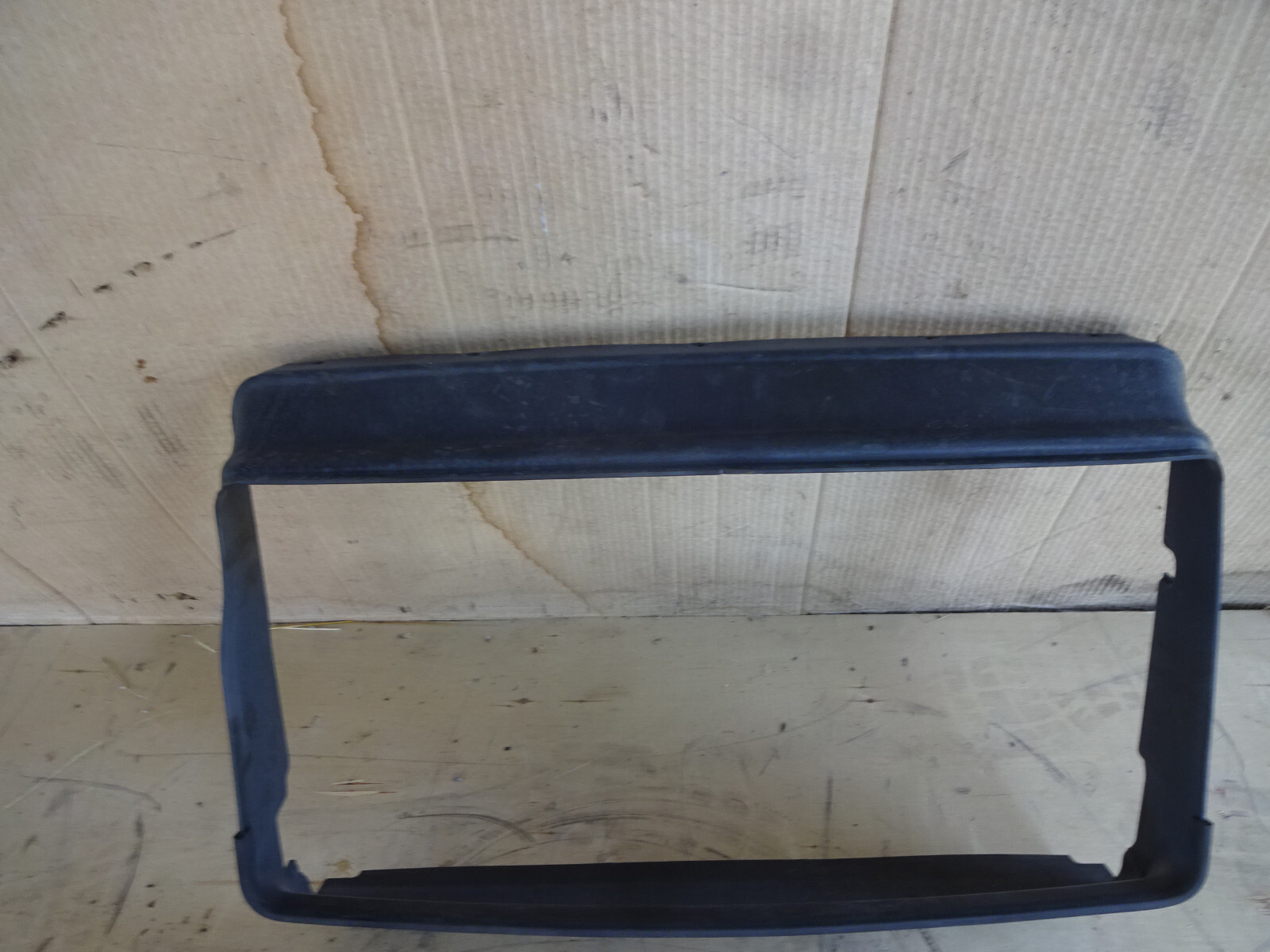 Maserati 4200 Coupe/Spyder- Air Conveyor Duct For Radiator (USED) - P/N 199893