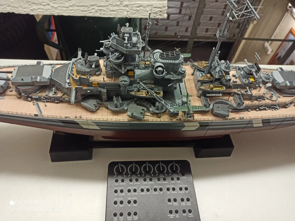 Corazzata Bismarck Scala 1:200 Fascicoli Hachette - Immagine 2 di 4