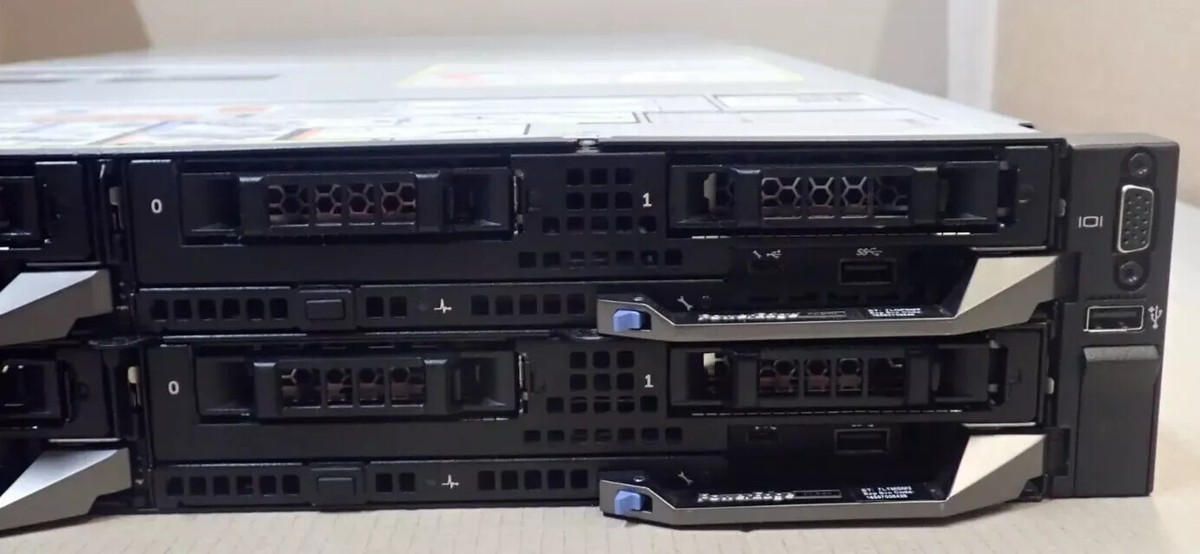 Dell PowerEdge FX2S Switched 4-Node Rack Chassis + 4x FC640 CTO