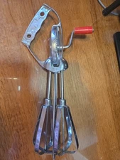 Vintage Antique Hand Crank Rotary Egg Beater Mixer Kitchen Utensil 10” Tall