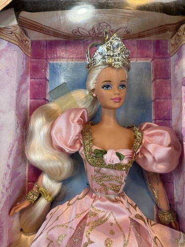 Barbie 1997 Rapunzel Pink Dress Crown Extra Long Hair Mattel # 17646 In Box - Picture 2 of 15