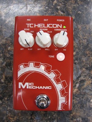 TC Helicon Mic Mechanic 2 Vocal Effects Pedal -NICE & WORKING! FREE SHIPPING!