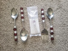 Pampered Chef Red & Clear Beaded Serving Set-Fork/3 Spoons/Cheese Knife 