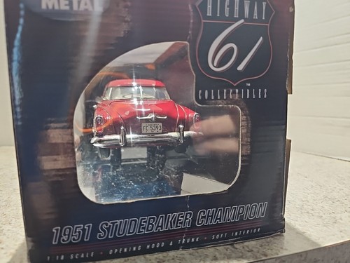 Vntg 2001 Highway 61 1951 Studebaker Champion 1:18 Diecast Collectable Car - Picture 13 of 18