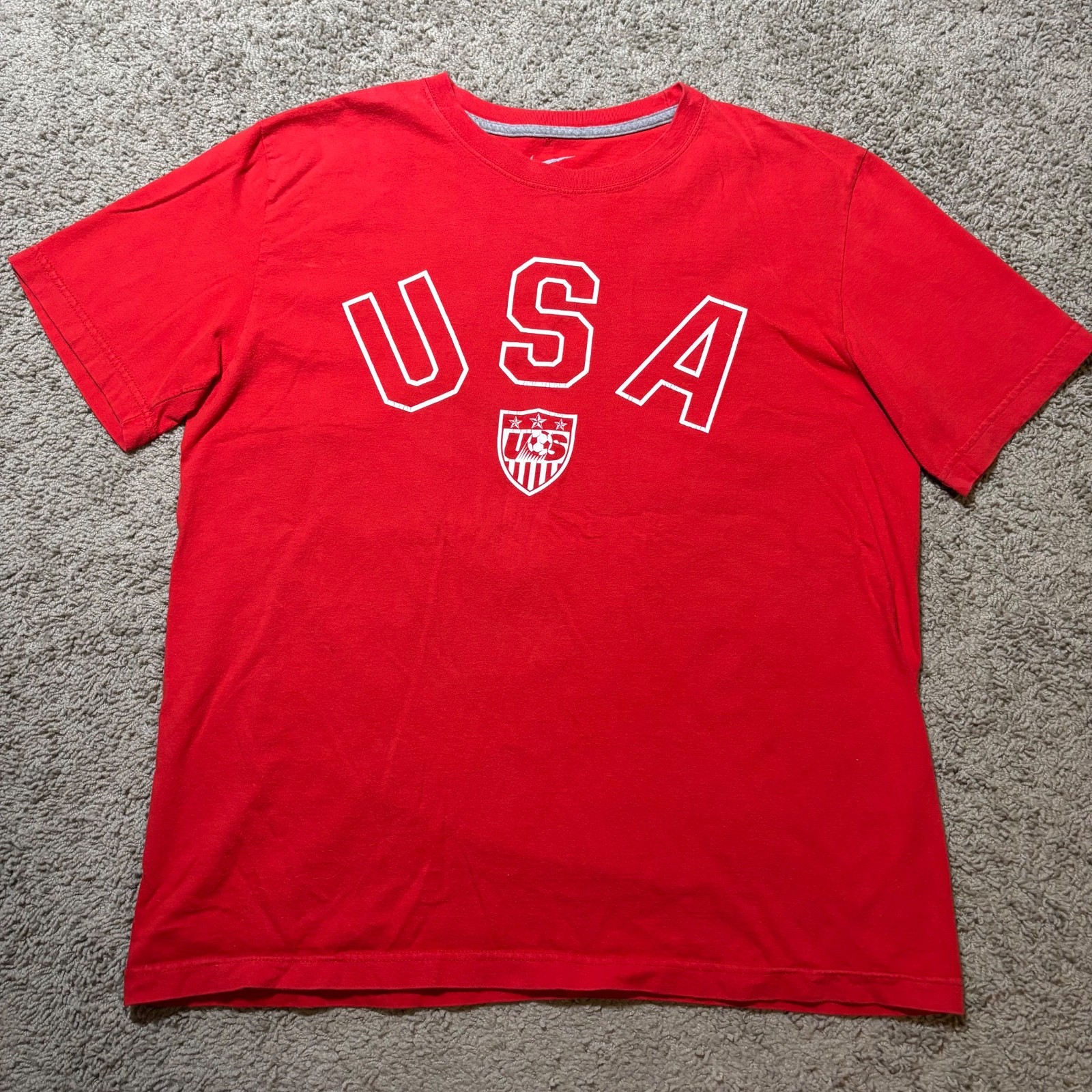 Nike USA Soccer Red Graphic Old Logo T-Shirt USMNT Mens L United States