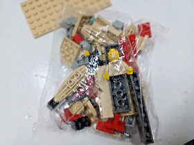 LEGO Star Wars 7104 Desert Skiff and 7110 Star Wars Landspeeder New Old Stock