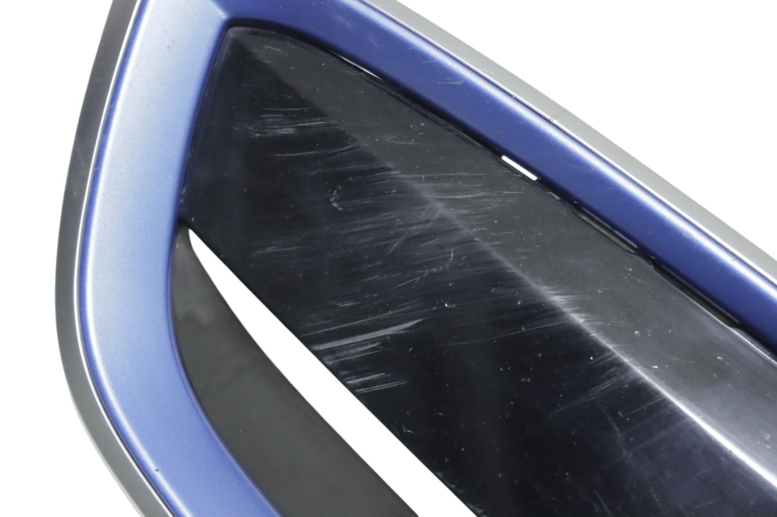 BMW i8 2014-2020 Front Right Bumper grilles Set