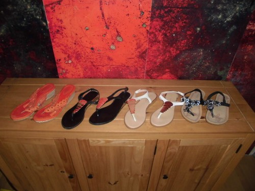 4 Paar schicke Sandalen Grösse 40