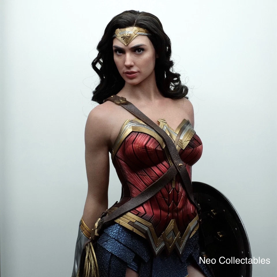 JND Studios 1/3 Platinum Statue Wonder Woman Zack Snyder’s Justice League - Image 3 of 4