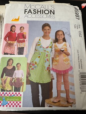MCCALLS 5997 Pattern, Adult and Child Aprons, 3 different views, New