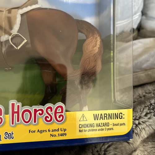 Nuovo Breyer Horse #1409 Let’s Go Riding set bambola inglese Marabella Tack - Foto 2 di 12