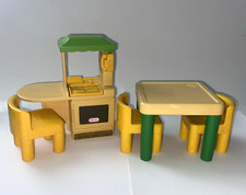 Little Tikes Dollhouse Miniatures Party Kitchen w/ Table 3 Chairs