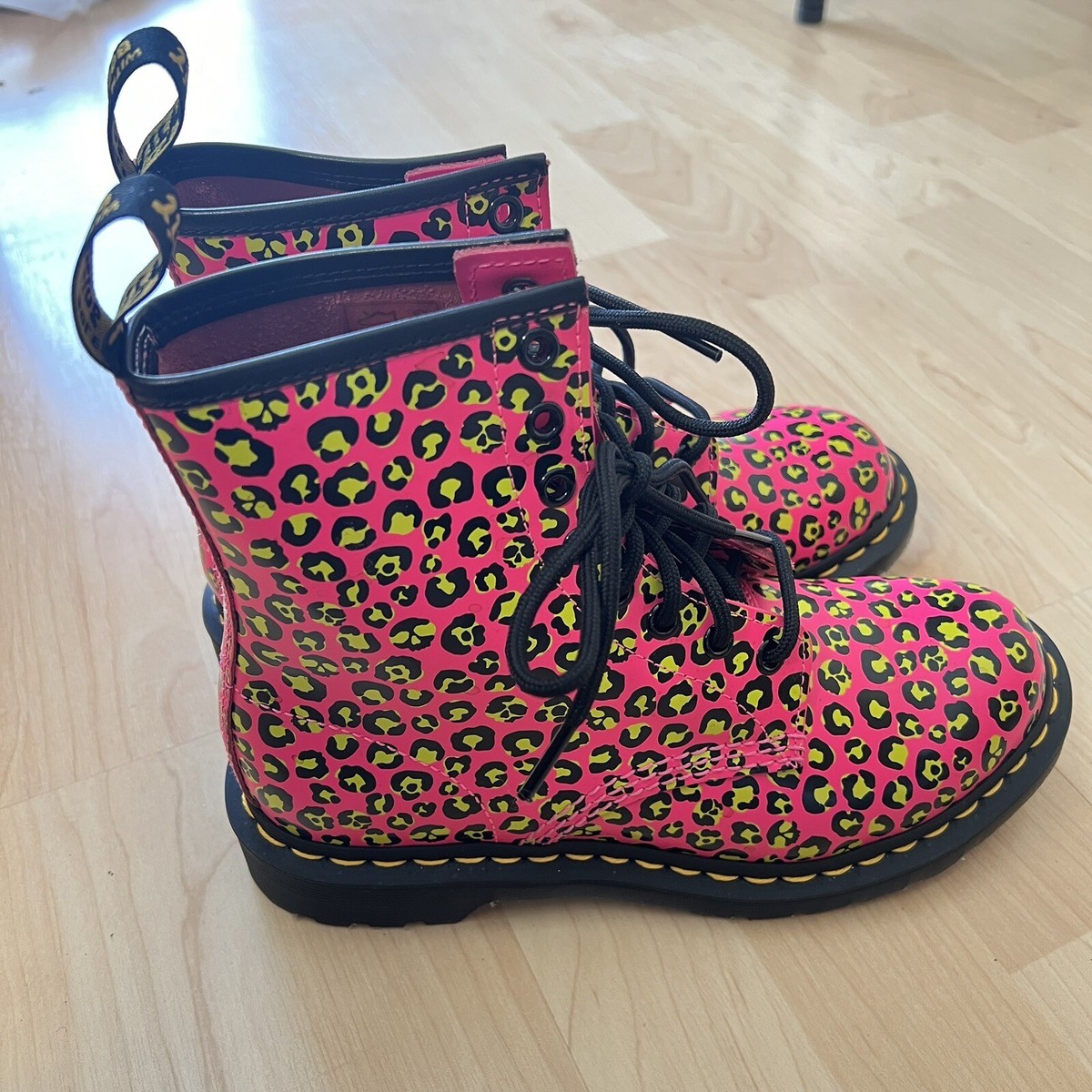 Dr Martens★1460 LOUD LEOPARD★レオパード★CLASH PINK 楽天市場】Dr.Martens ドクターマーチン 8ホールブーツ レザー
