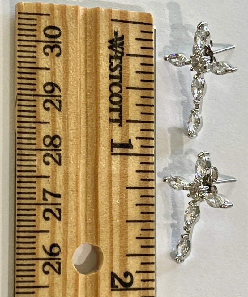 Silver Plated Glass Marquis Cut Cross Earrings – Unmarked - Image 3 of 3