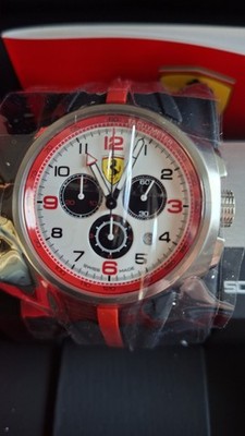 Ferrari Uhr F1 FAST LAP STEEL CASE WHATCH WHITE ungetragen Neuwertig OVP Box