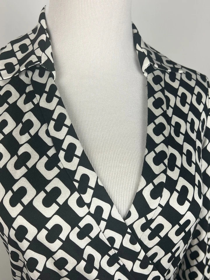 DIANE VON FURSTENBERG 'Jeanne Silk Jersey Wrap Dress in Chain Link' - 4, Negro Foto 3 de 4