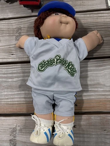 Cabbage Patch Doll Baseball Player sports outfit number 10 Signed