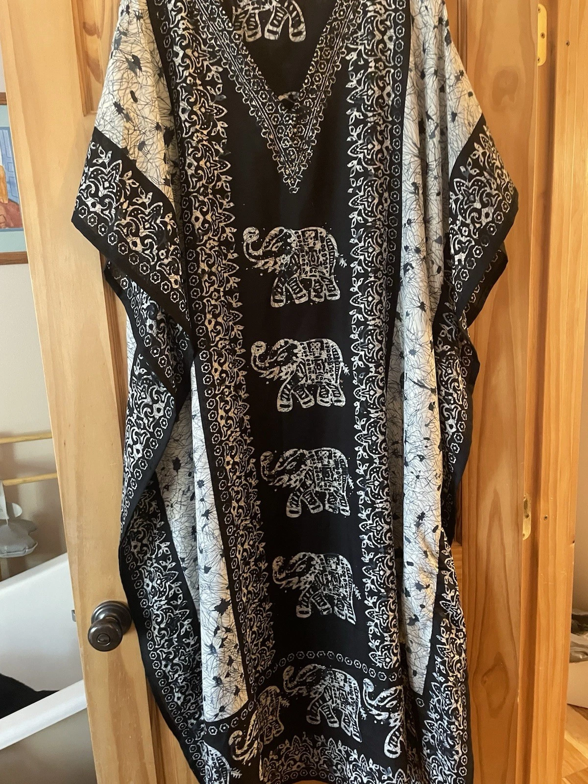 Jessica Taylor Poncho One Size Elephant Printed Boho Hippie