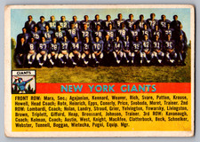 1956 TOPPS #113 NEW YORK GIANTS TEAM CARD W/TOM LANDRY & VINCE LOMBARDI