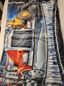 Diesel Life 60x50 Keep American Working Sherpa Throw Blanket Black 