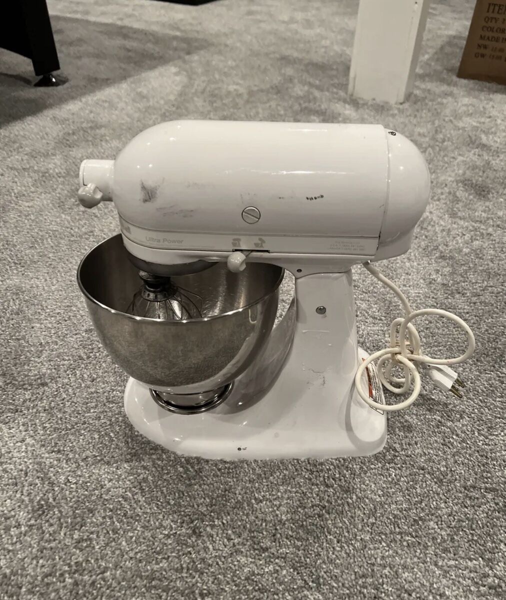 KItchenAid KSM90 Ultra Power 300 Watt Stand Mixer with KItchenAid KSM90 Ultra Power 300 Watt Stand Mixer with