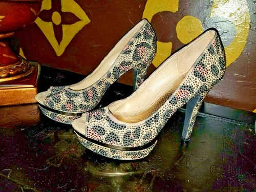 Gianni Bini Leopard Platform Peep Toe 