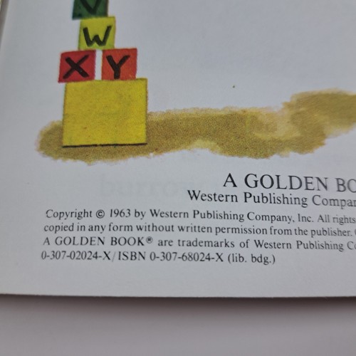 Vintage 1991 Little Golden Book Richard Scarry's CHIPMUNK'S ABC - Picture 5 of 6