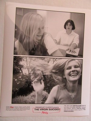 KIRSTEN DUNST in THE VIRGIN SUICIDES 2000 Press Photo w JOSH HARTNETT