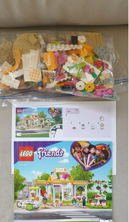 LEGO Friends 41444 Heartlake City Organic Café, photo 2 sur 2