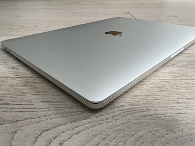 MacBook Pro Retina 15-inch (2017) A1707 Touch Bar - Core i7 - 16GB