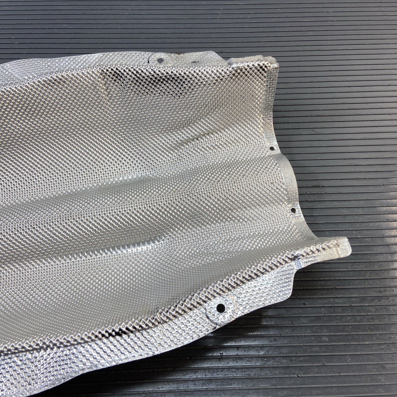 Rolls-Royce Dawn 2017-2023 Exhaust heat shield