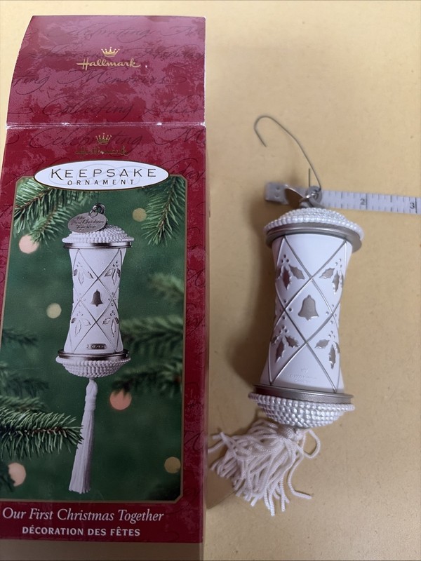 Hallmark Keepsake 2000 Time Capsule Our First Christmas Together