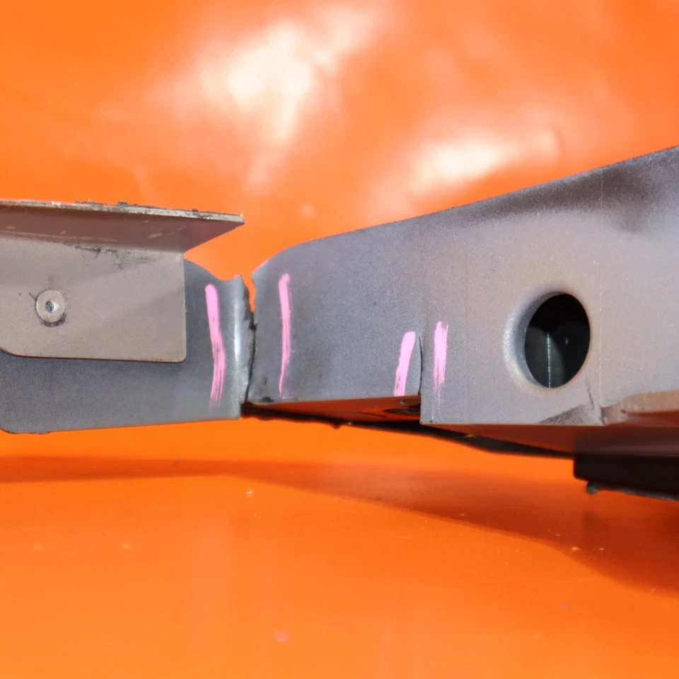 LAMBORGHINI AVENTADOR SV FRONT SUPPORT BRACKET 2019 2020 2022 470 807 059 H - Image 4 of 4