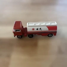 Tomica Idemitsu Tank Carrier Novelty 1980