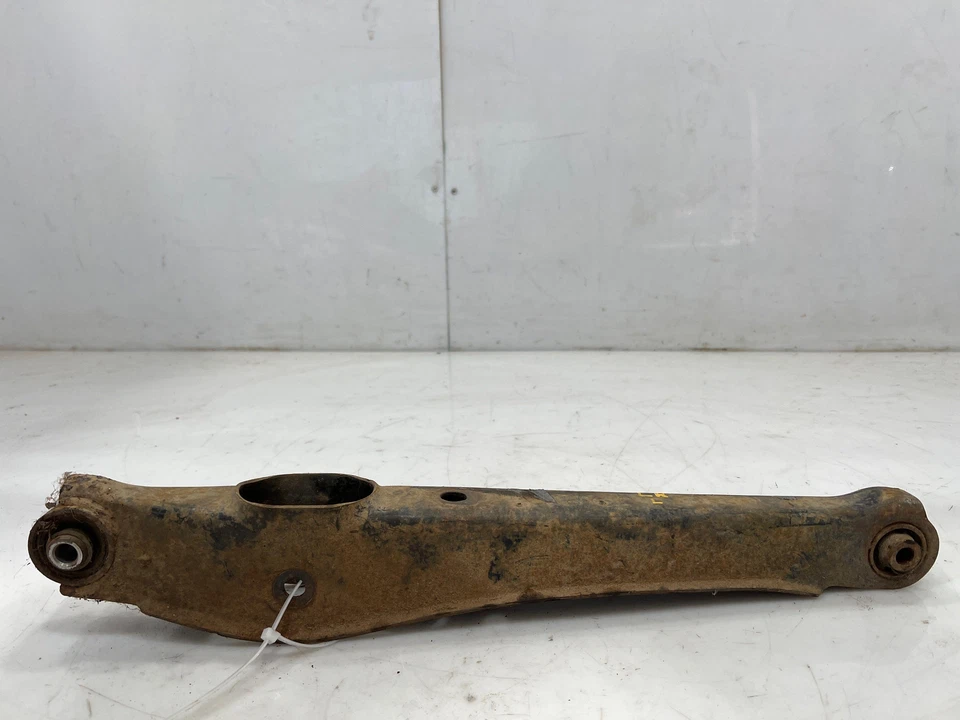 Brazo de enlace lateral trasero izquierdo o derecho Jeep Patriot 10-17 OEM 5105272AJ Foto 3 de 4