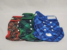 Wegreenco Dog Diaper Set Medium Green Blue Red Hook Loop Polyester Set of 3